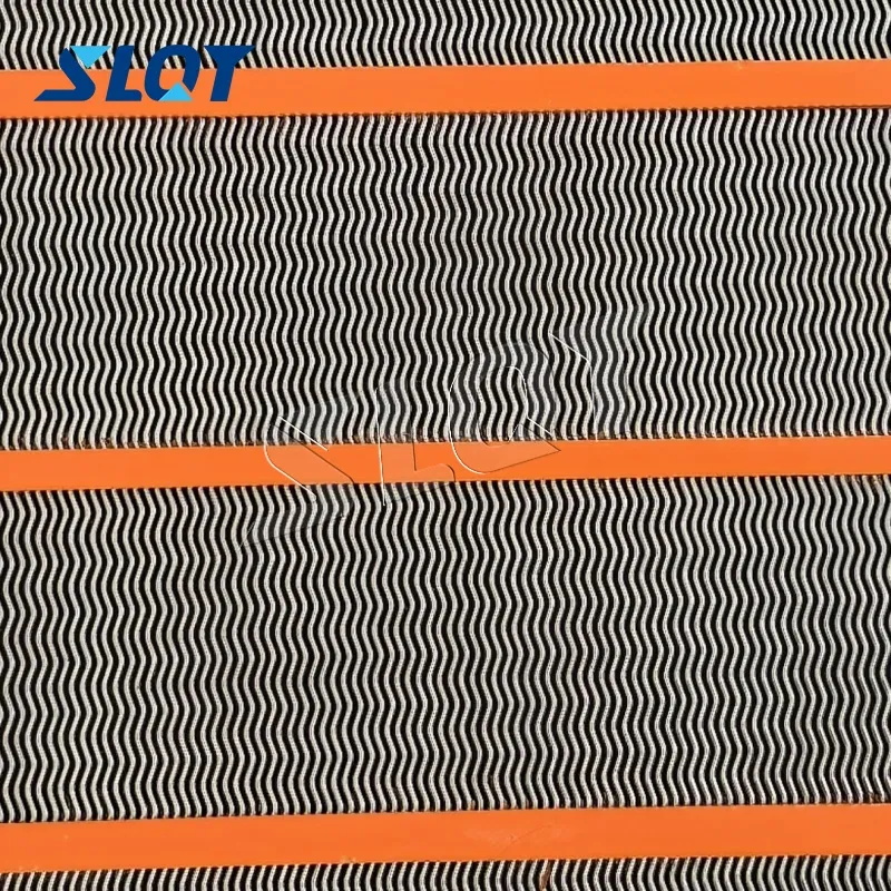 Self-cleaning screen